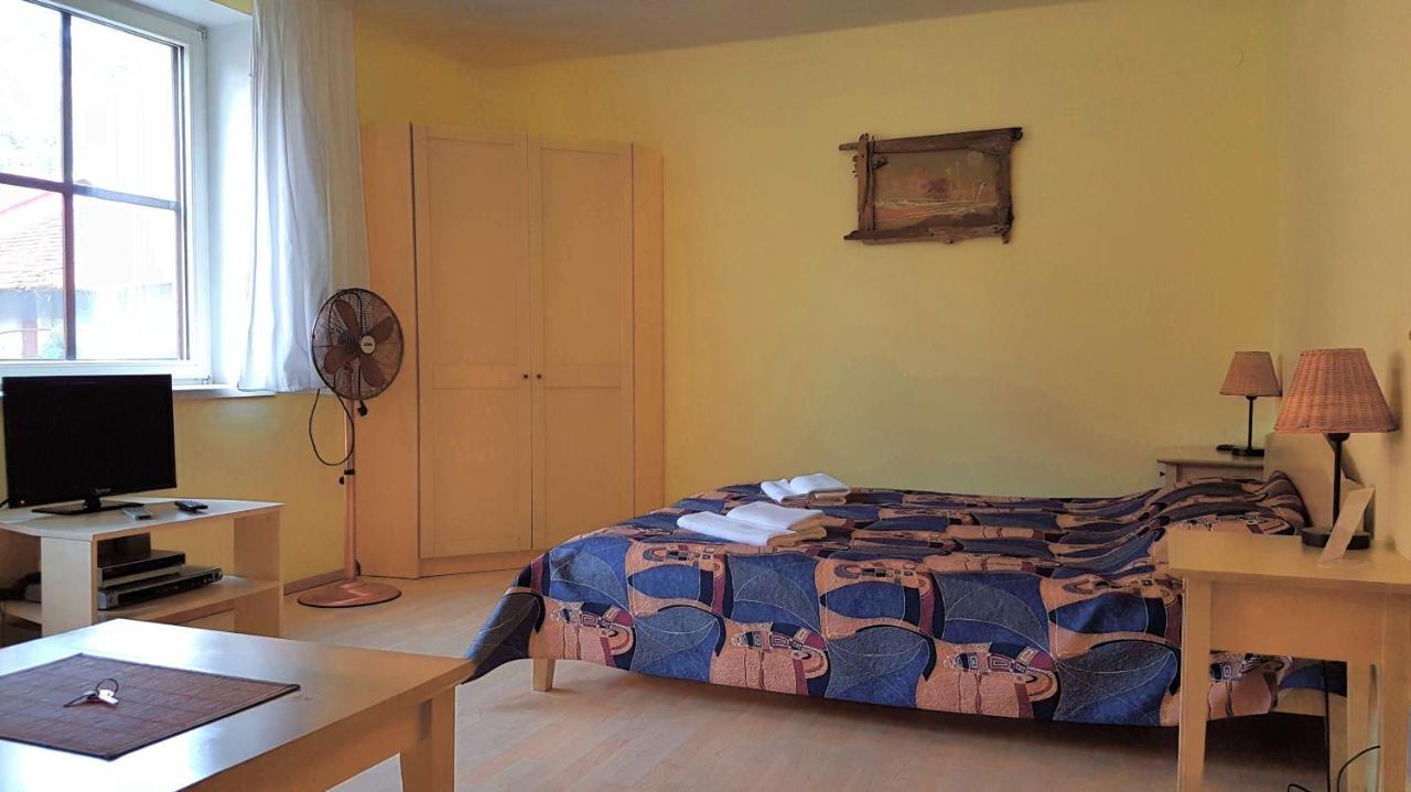 נידה Guest House Vasara מראה חיצוני תמונה